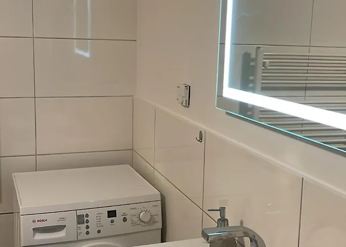 Sch1 Schleswiger Str.19,30165 Hannover,ug,2 X Sz *